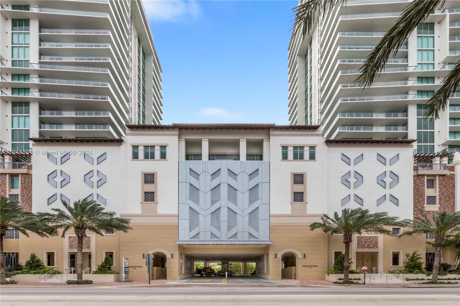 300 Sunny Isles Blvd # 806 Unit: 4-806