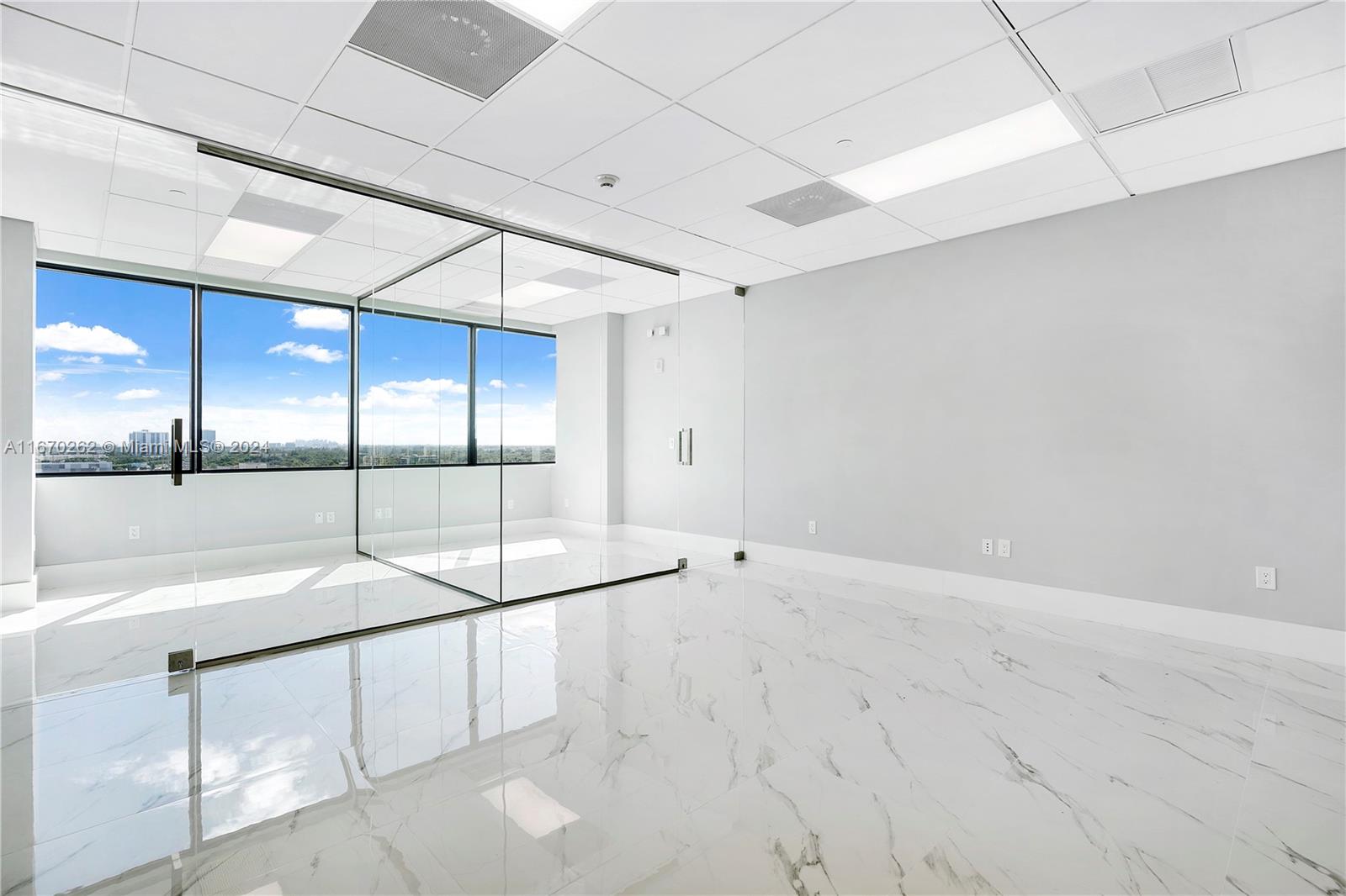 19790 W Dixie Hwy 1007 Hwy