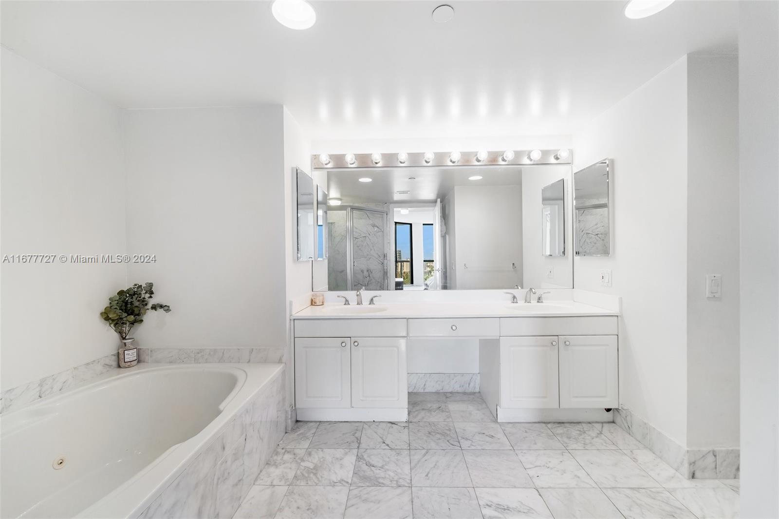 3640 Yacht Club Dr # 1803