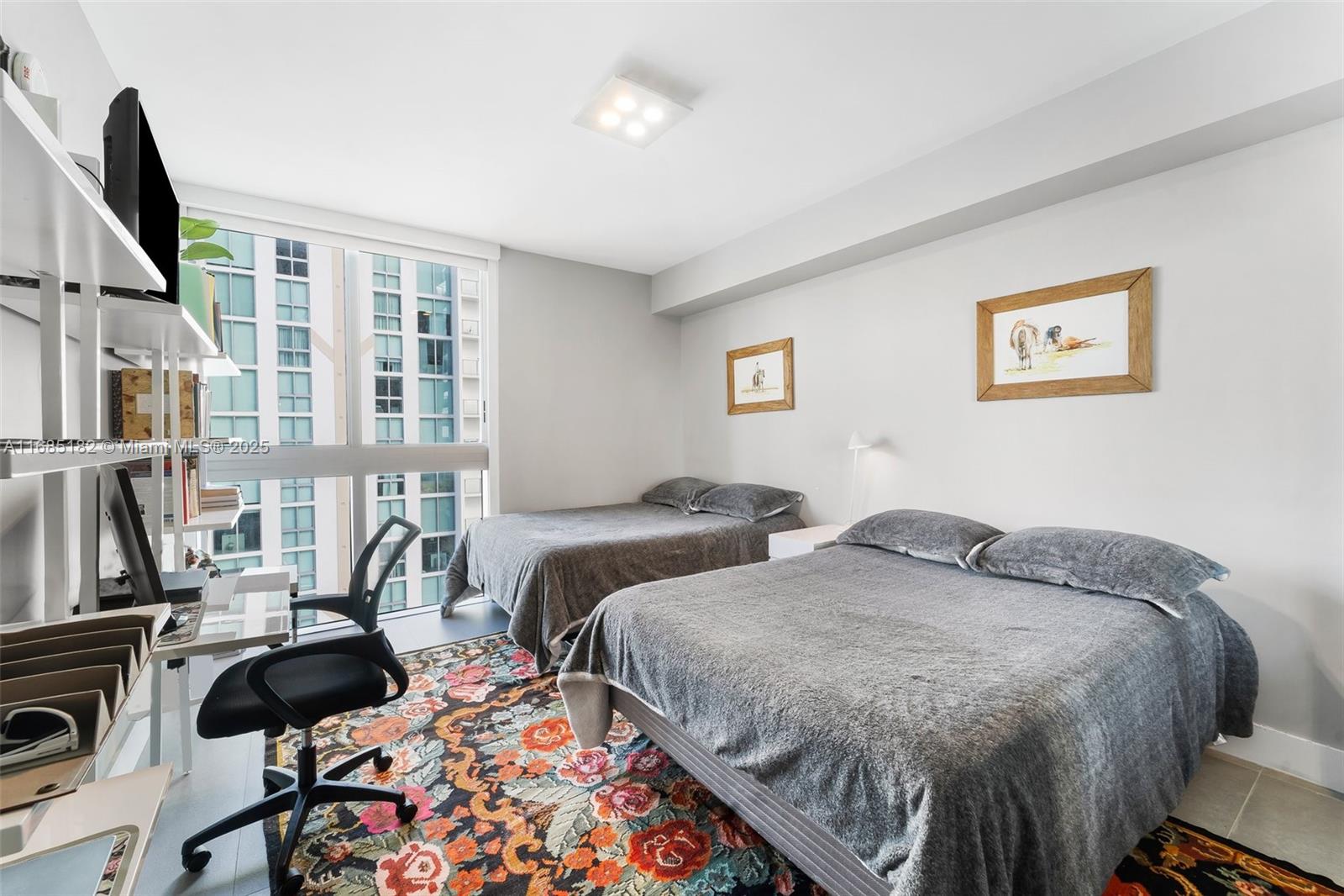 330 Sunny Isles Blvd # 1907 Unit: 5-1907