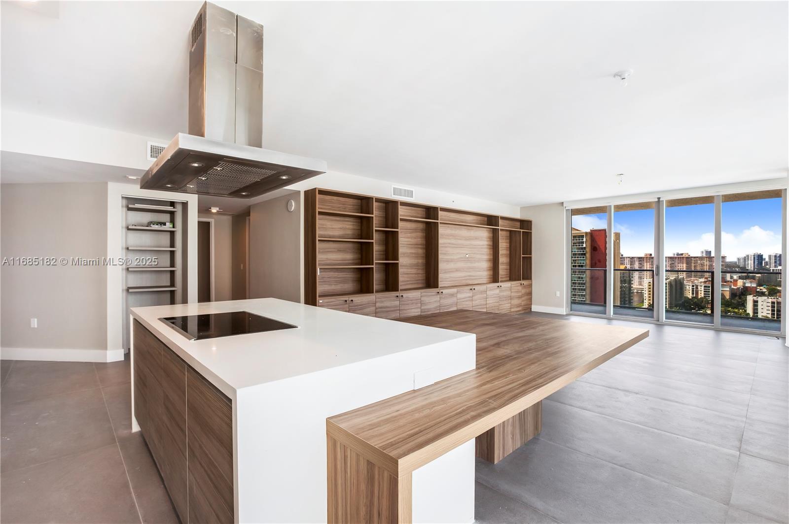 330 Sunny Isles Blvd # 1907 Unit: 5-1907