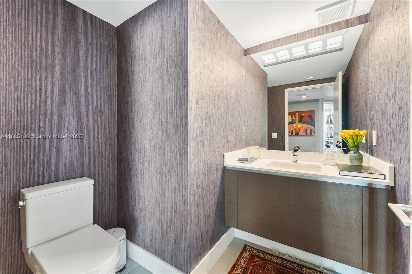 330 Sunny Isles Blvd # 1907 Unit: 5-1907