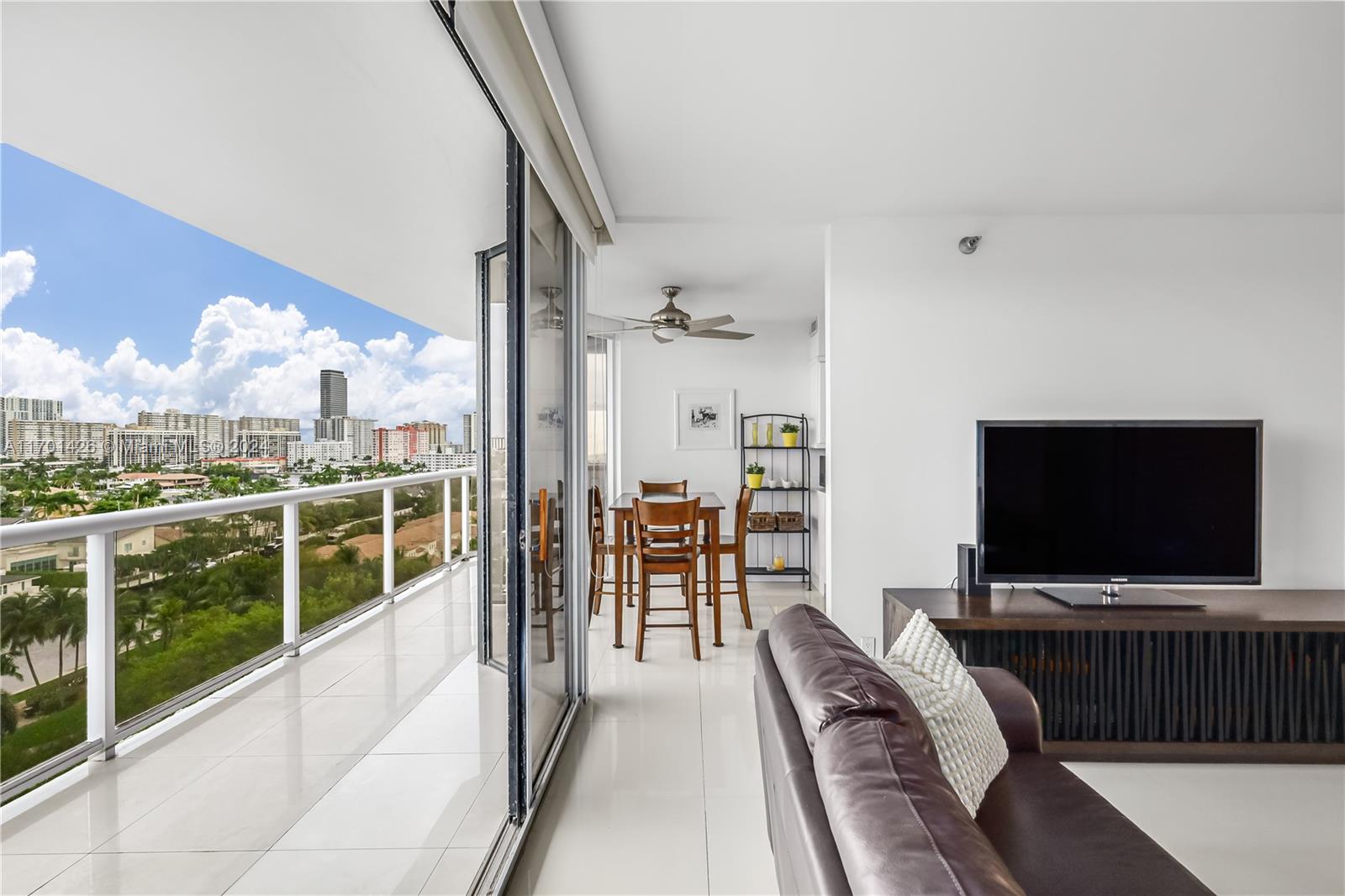 3640 Yacht Club Dr # 1003