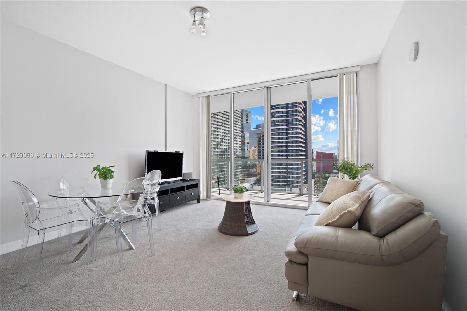 79 SW 12th St Unit: 2503-S