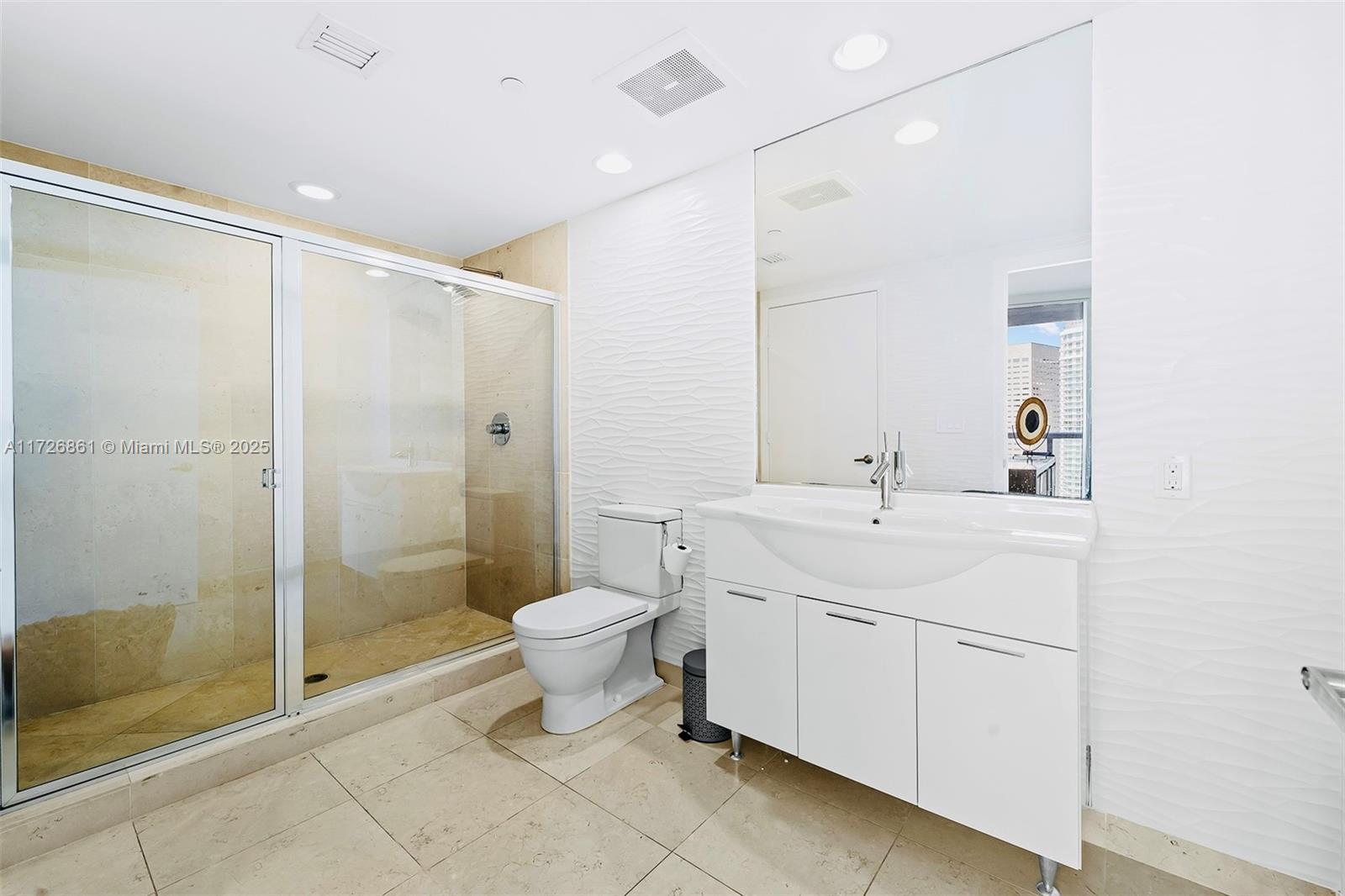 495 Brickell Ave # 2904