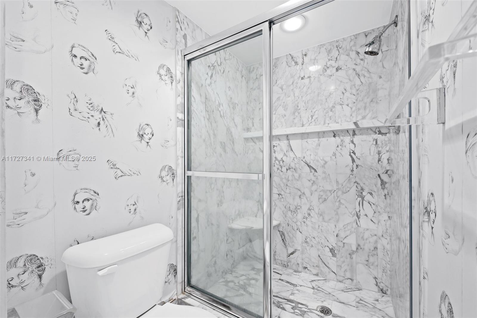 20191 E Country Club Dr # 504