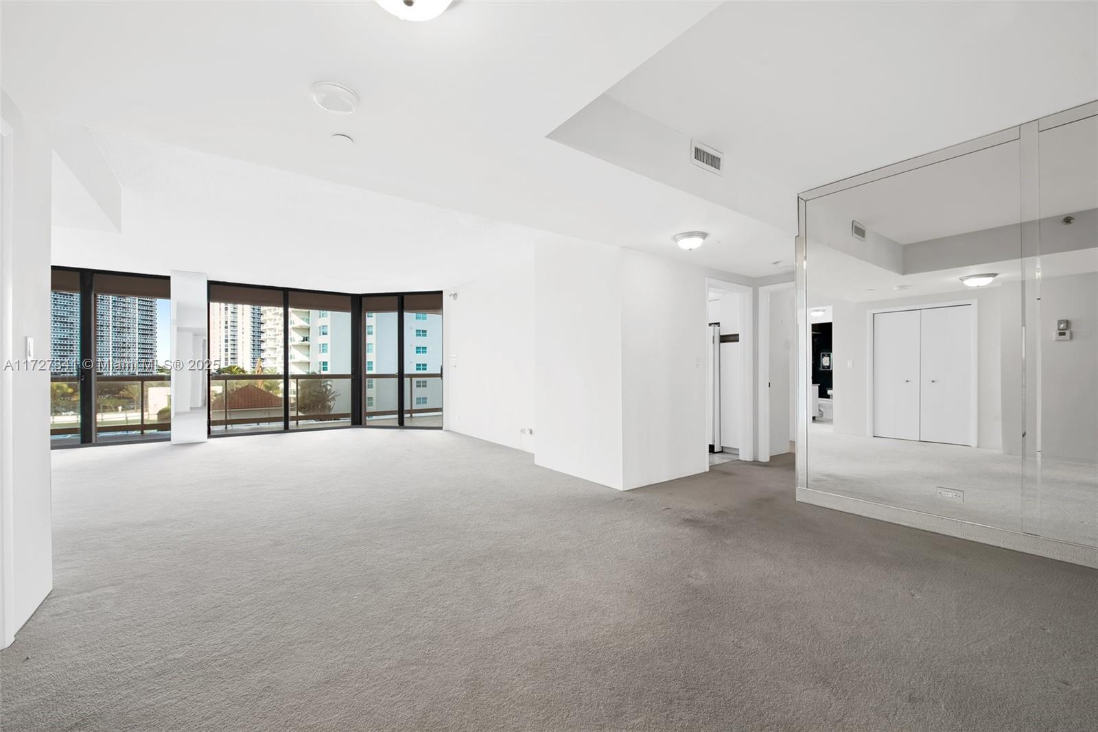 20191 E Country Club Dr # 504