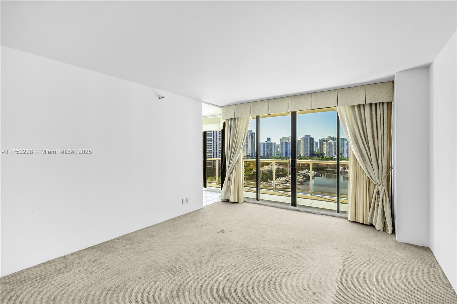 3640 Yacht Club Dr # 1209