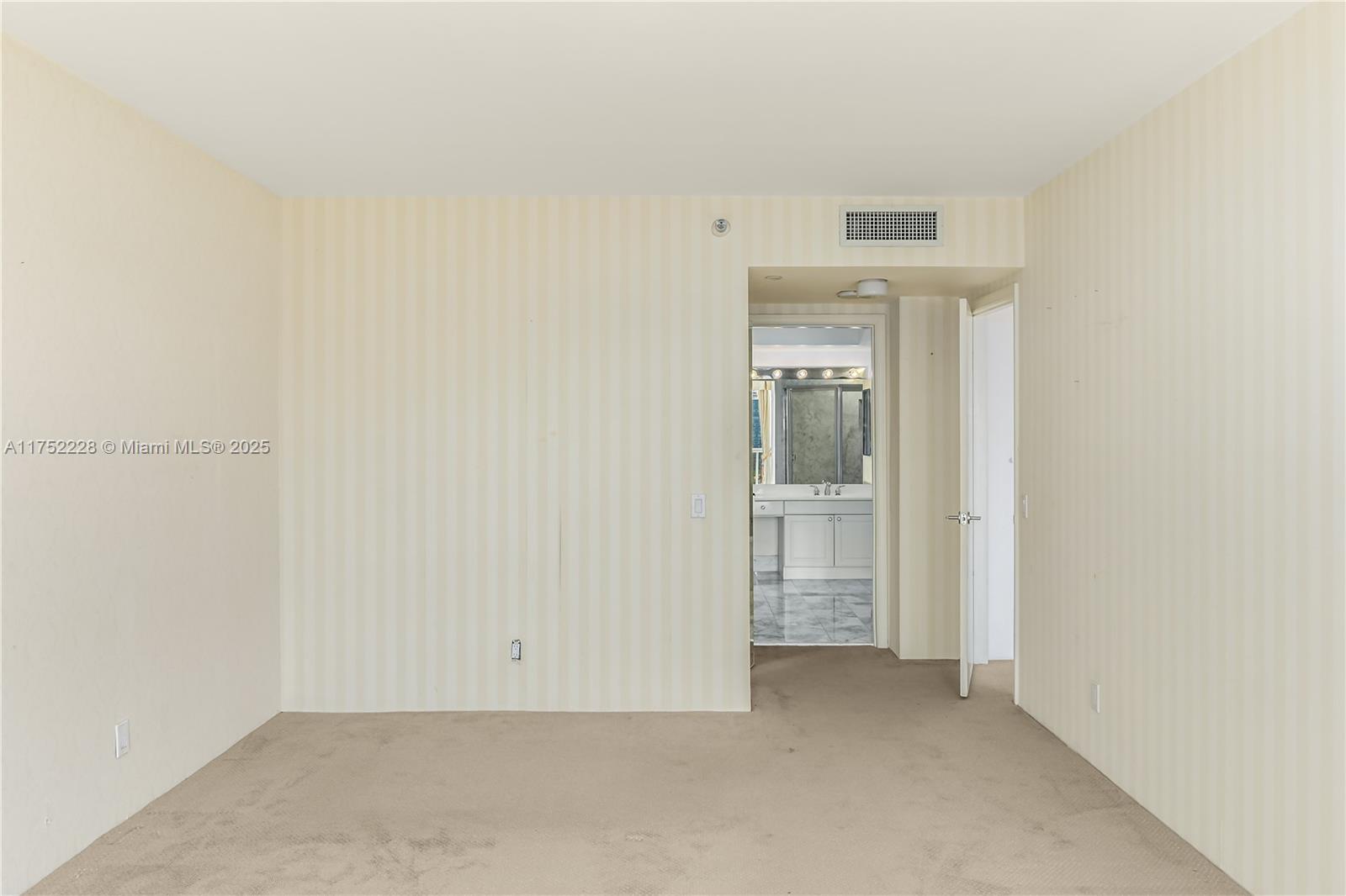 3640 Yacht Club Dr # 1209