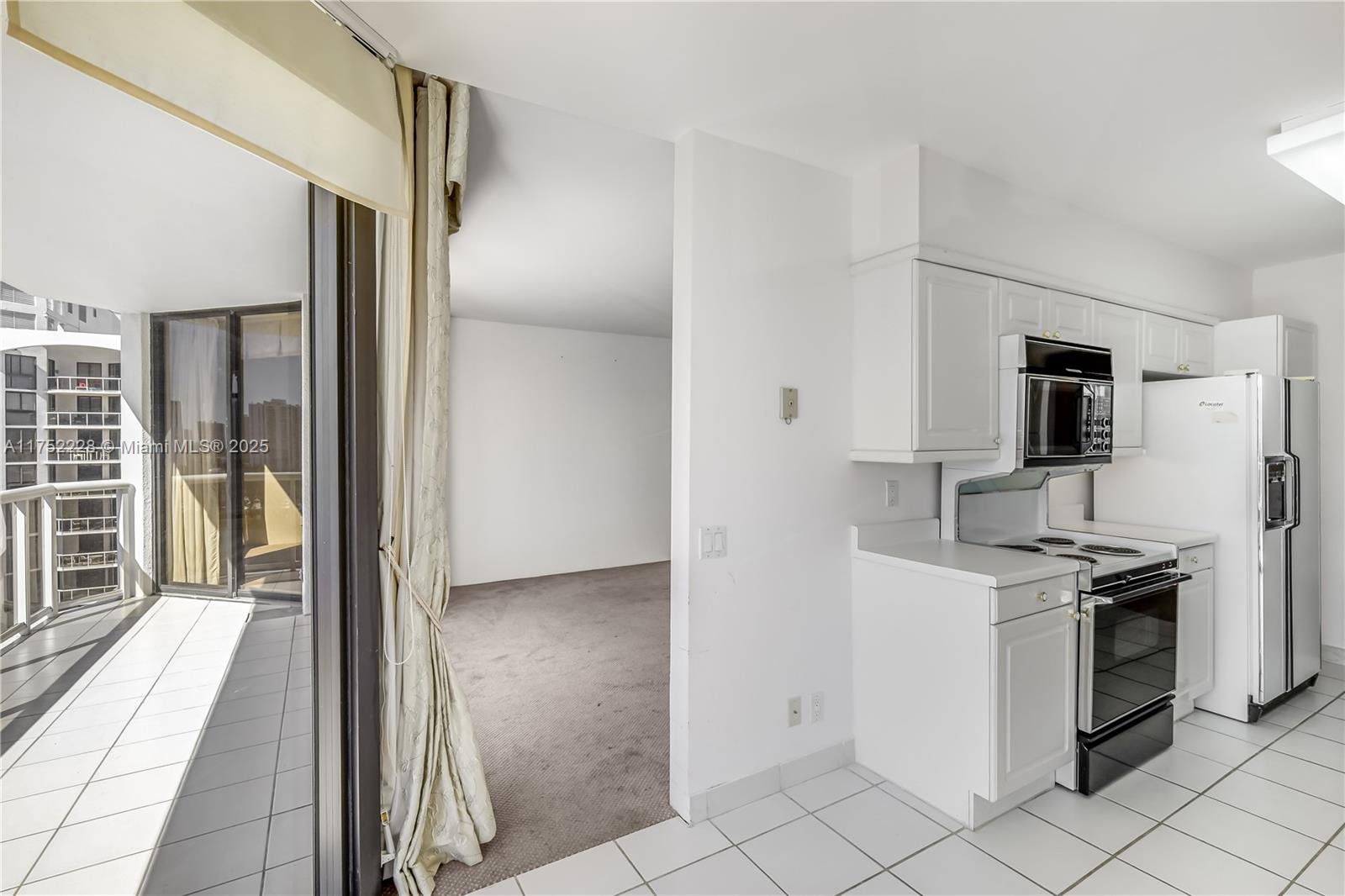 3640 Yacht Club Dr # 1209