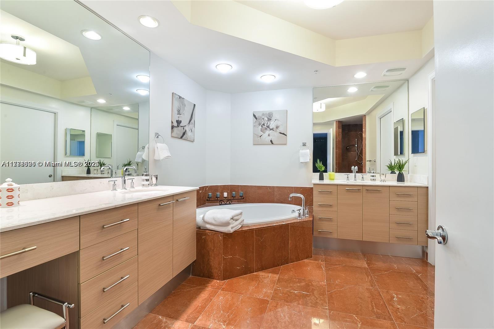 3535 S Ocean Dr( Avail 05.07.25) # 1006