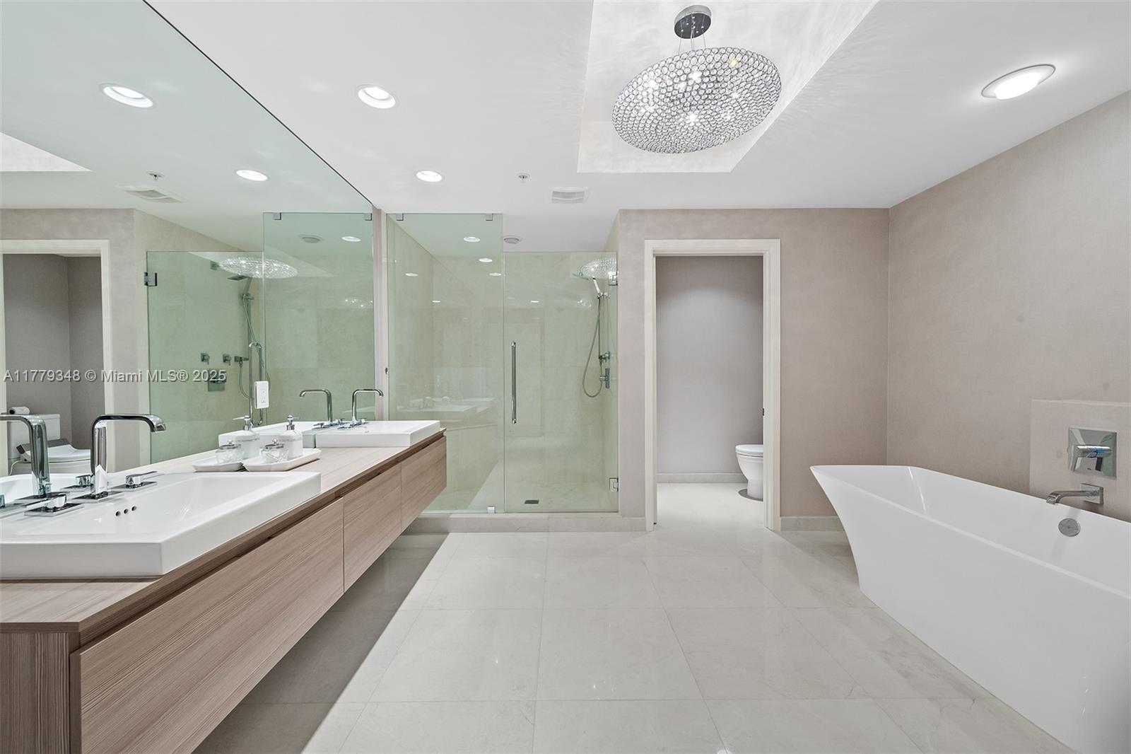 17301 E Biscayne Blvd # 310