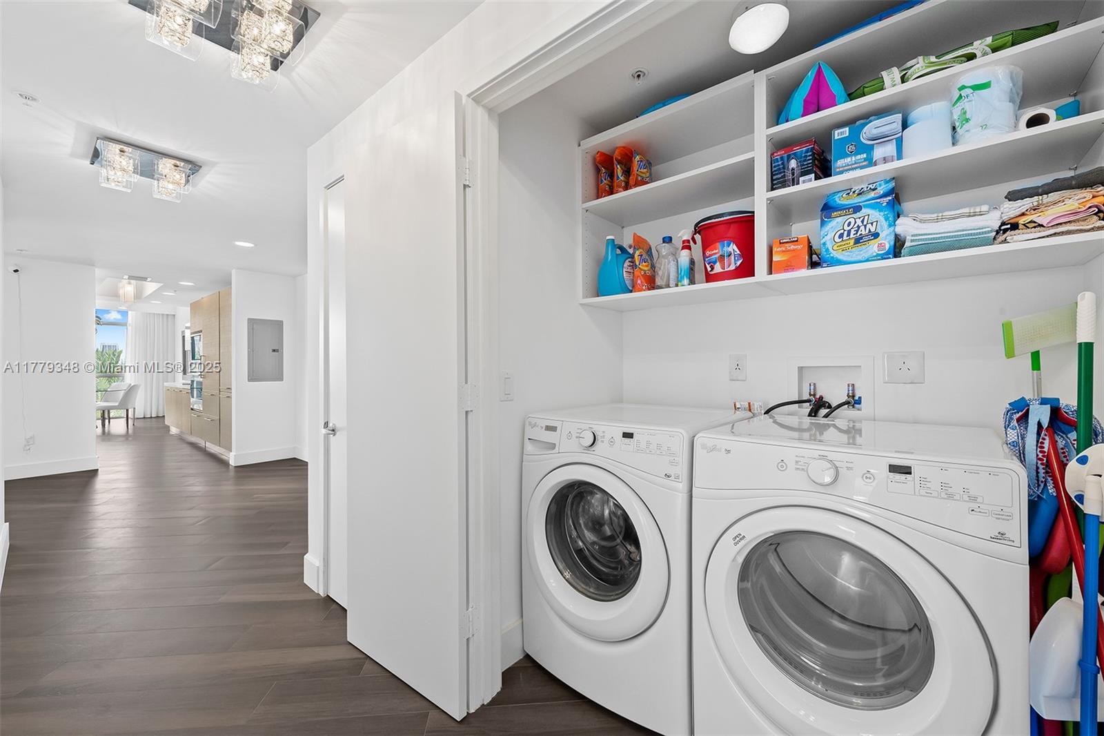 17301 E Biscayne Blvd # 310