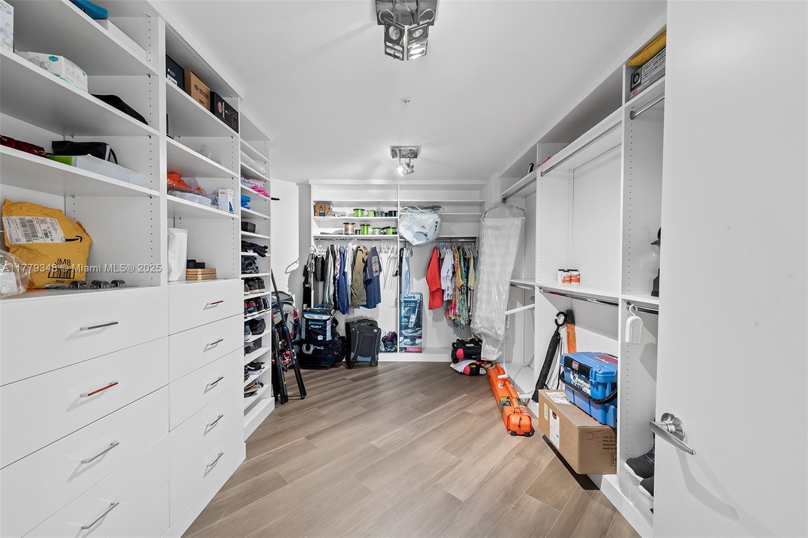 17301 E Biscayne Blvd # 310