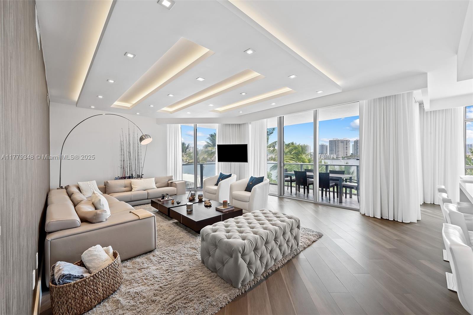 17301 E Biscayne Blvd # 310