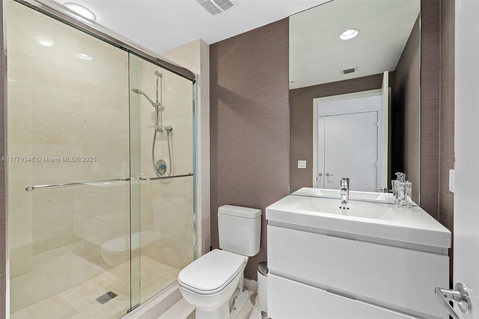 17301 E Biscayne Blvd # 310