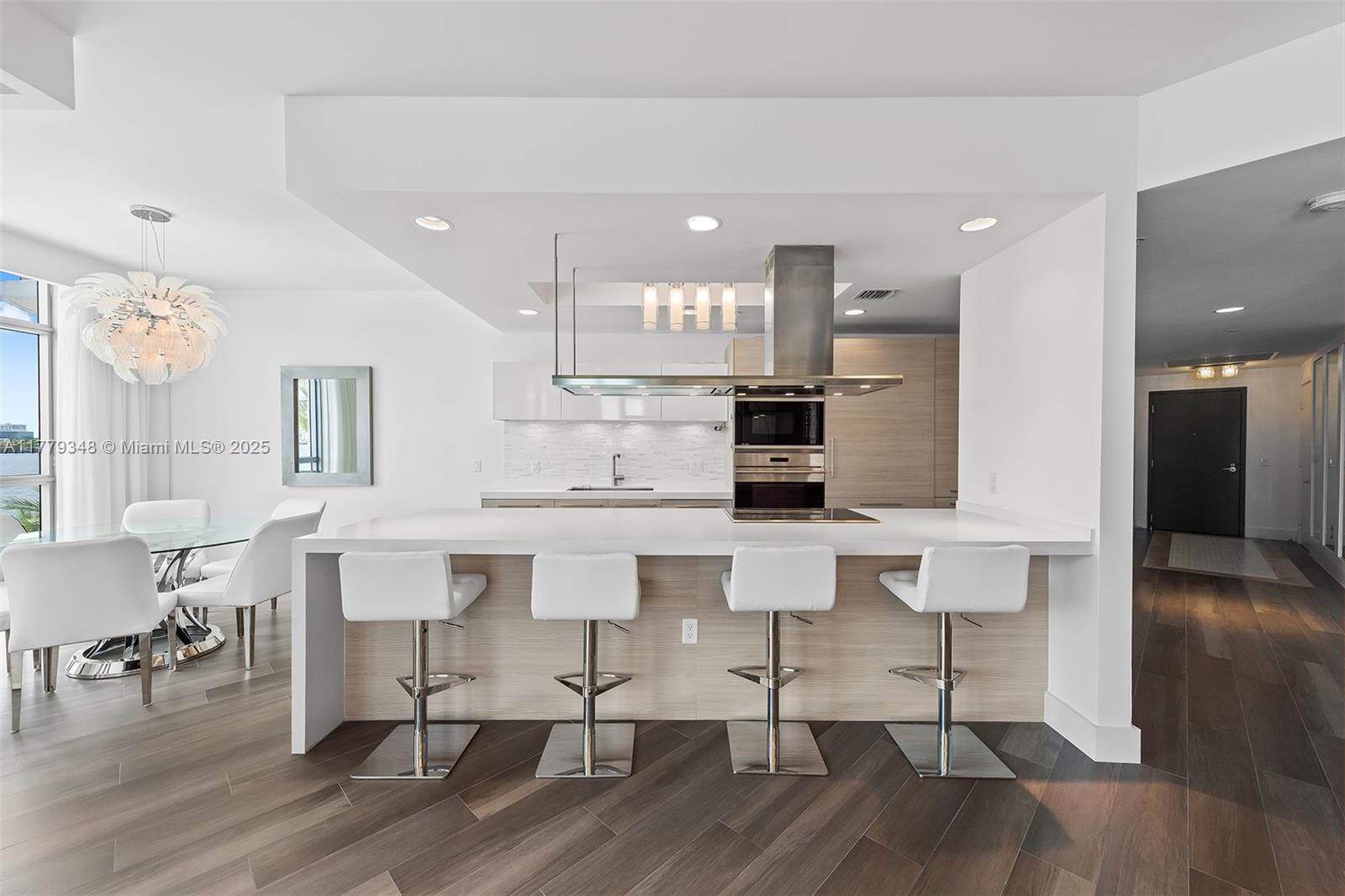 17301 E Biscayne Blvd # 310