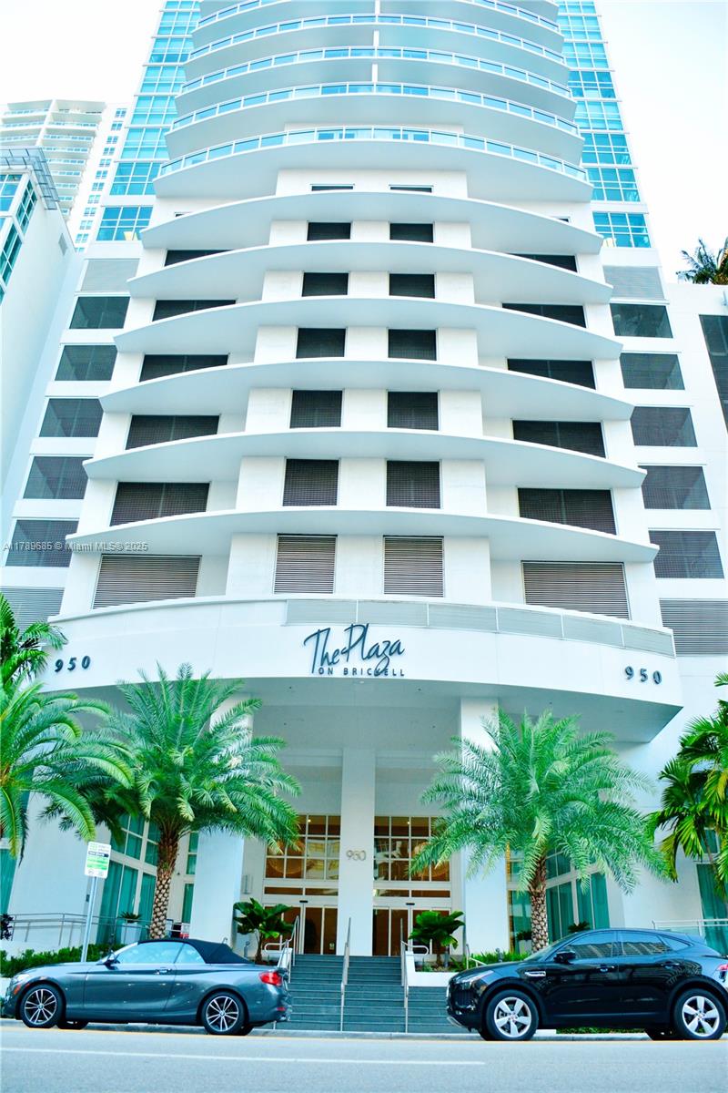 950 Brickell Bay # 2209