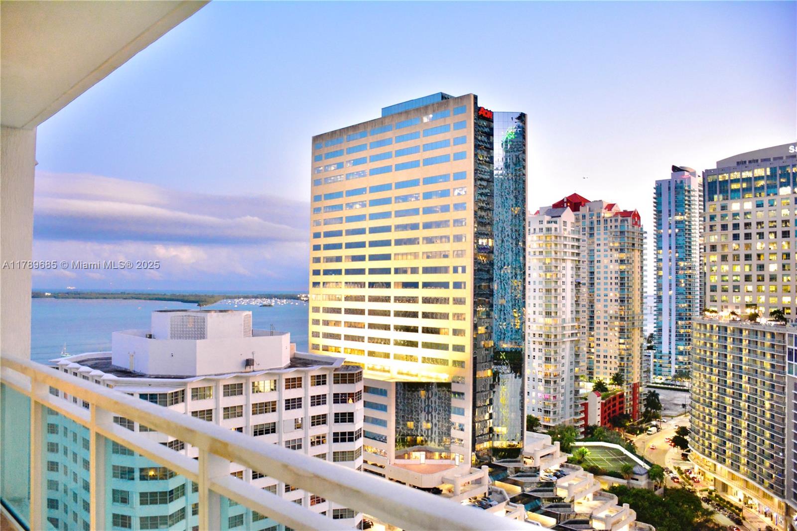 950 Brickell Bay # 2209