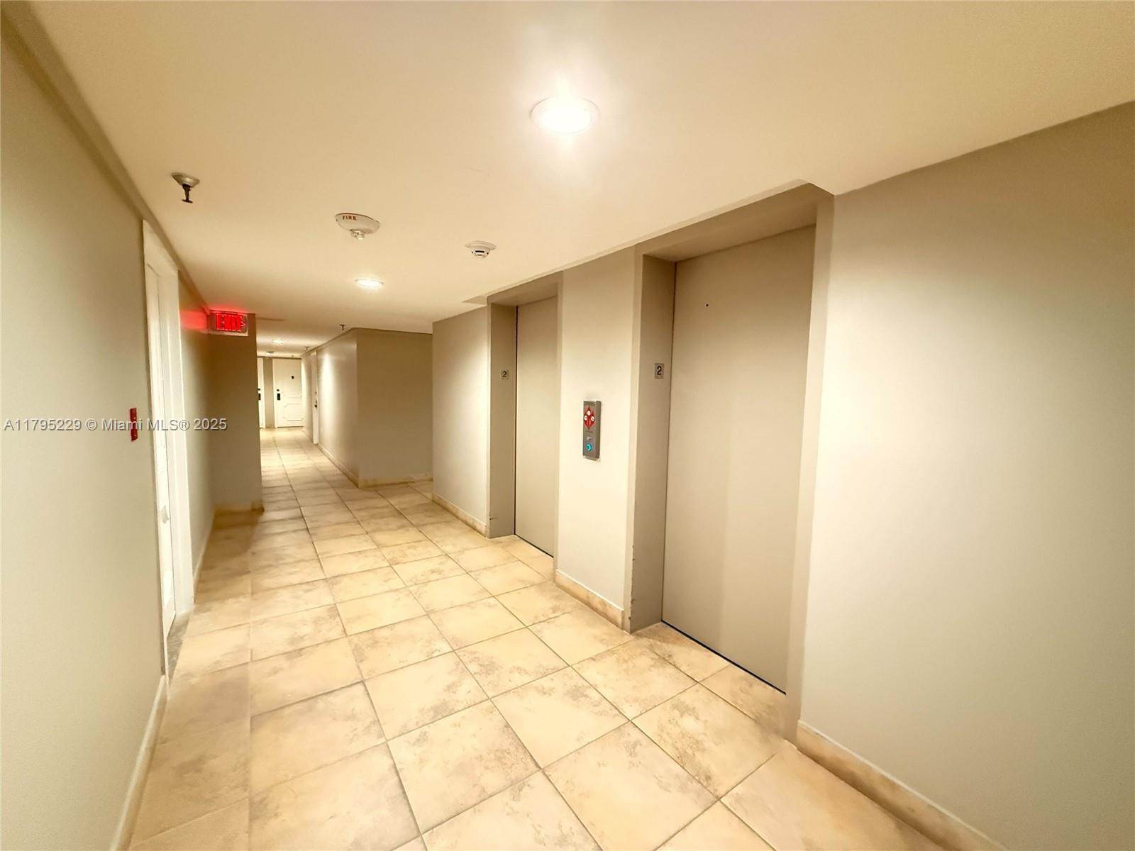 1623 Collins Ave # 211