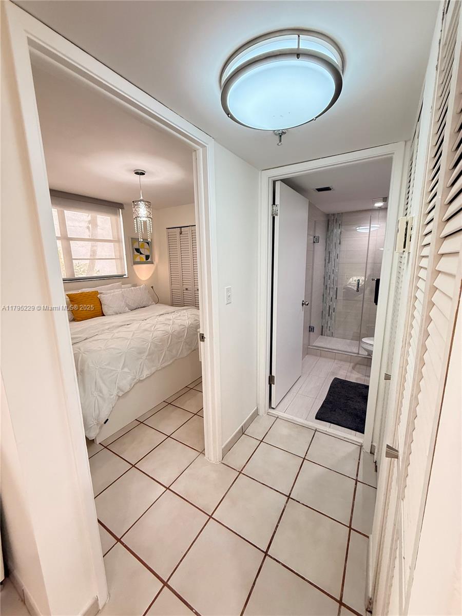 1623 Collins Ave # 211