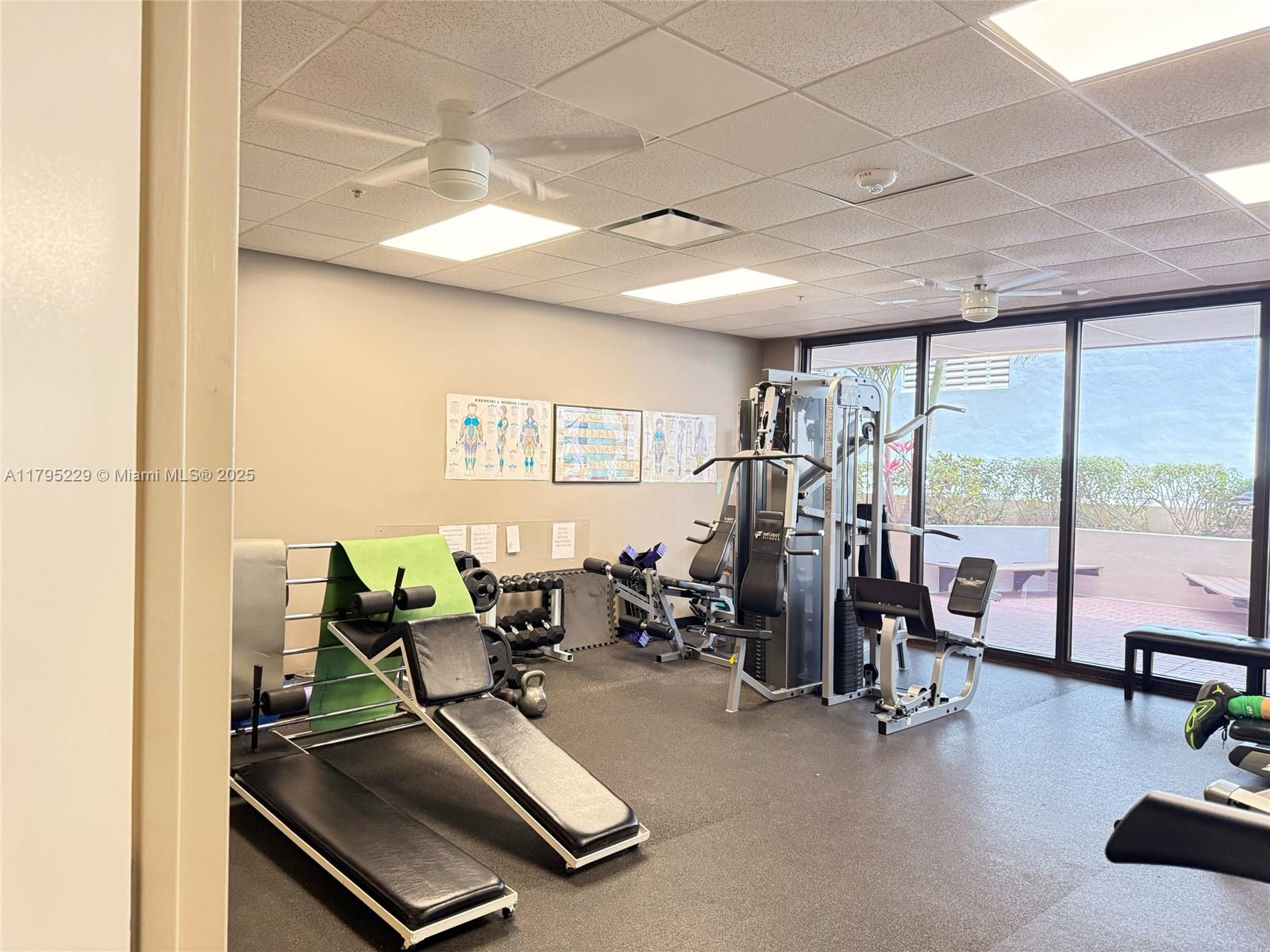 1623 Collins Ave # 211