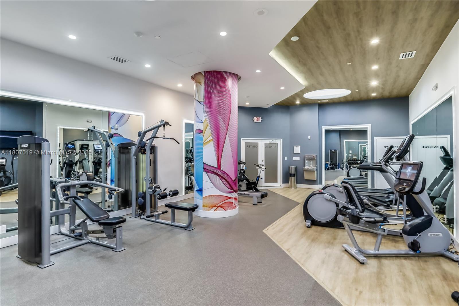 3610 Yacht Club Dr # 1005