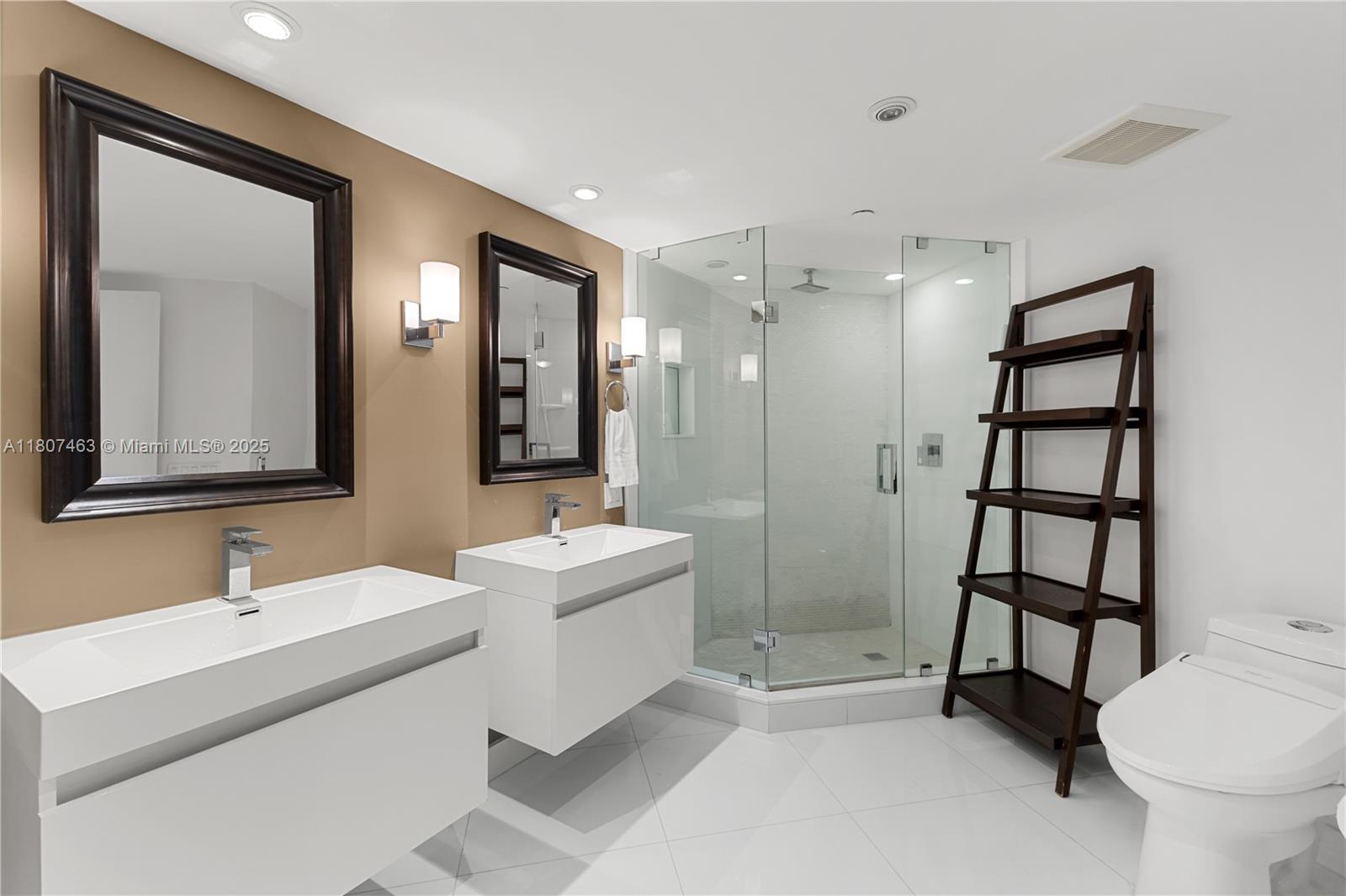 3640 Yacht Club Dr # 1805