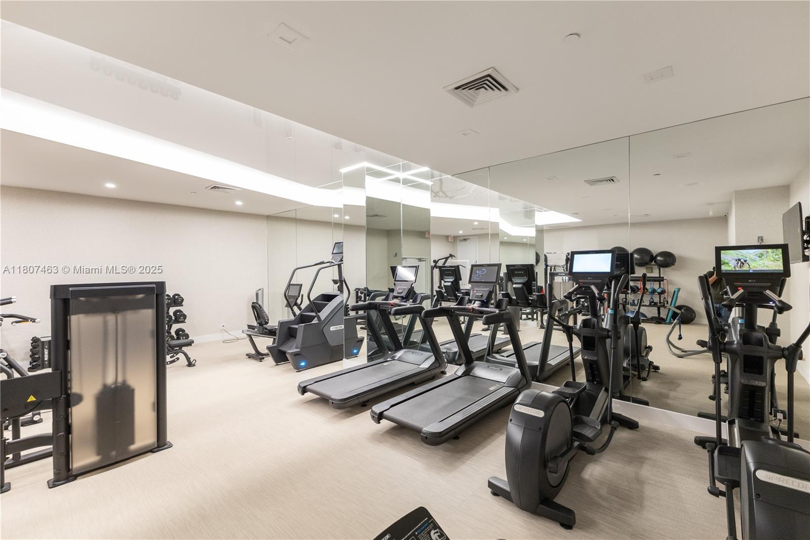 3640 Yacht Club Dr # 1805