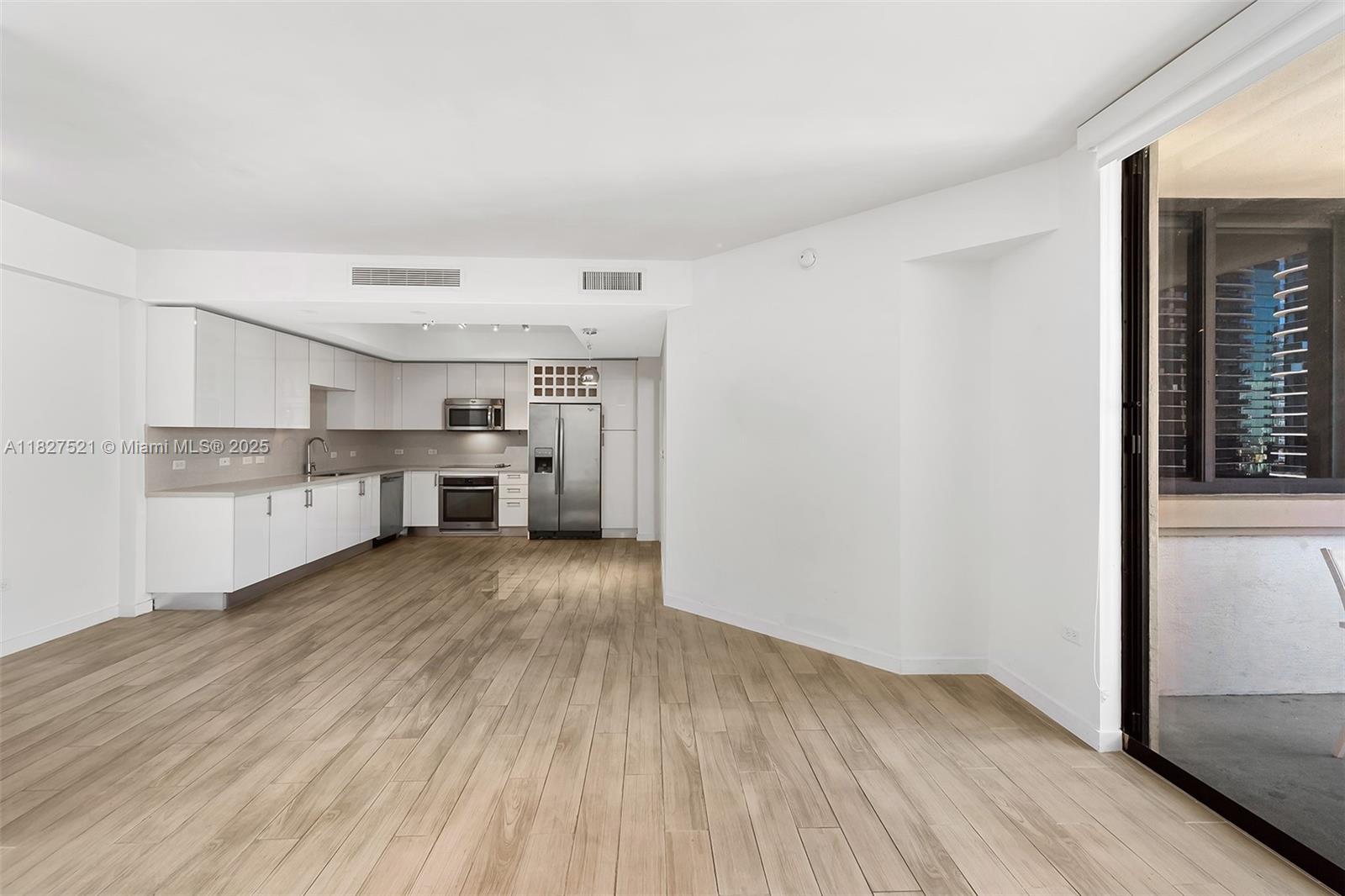 999 SW 1st Ave # 3001