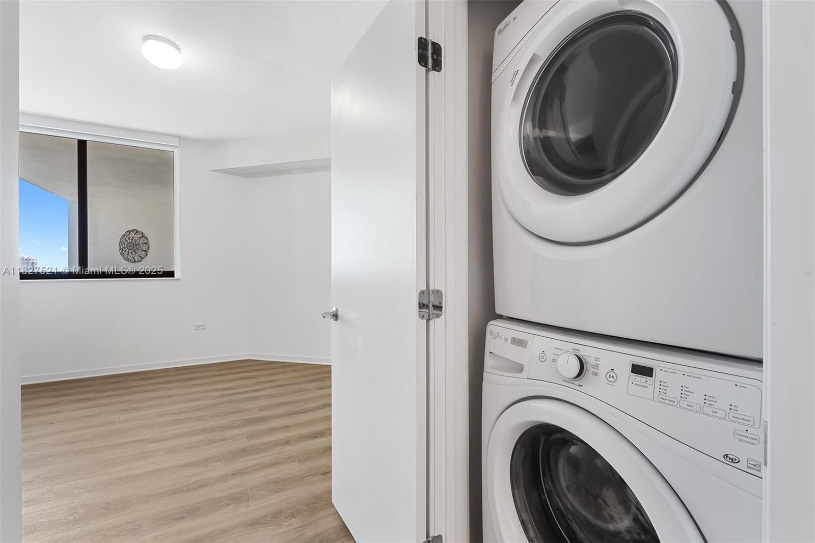 999 SW 1st Ave # 3001