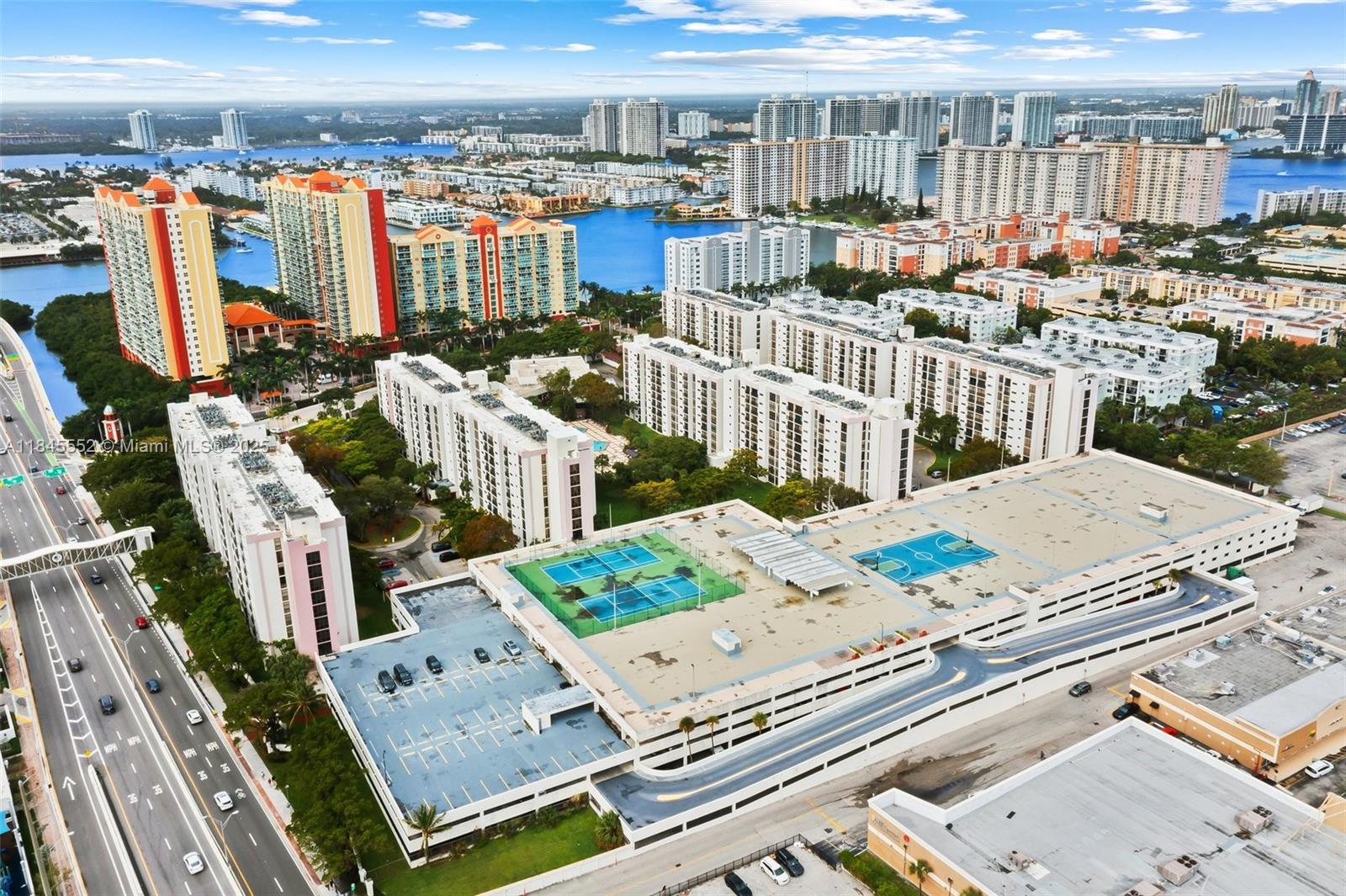 16919 N Bay Rd # 115