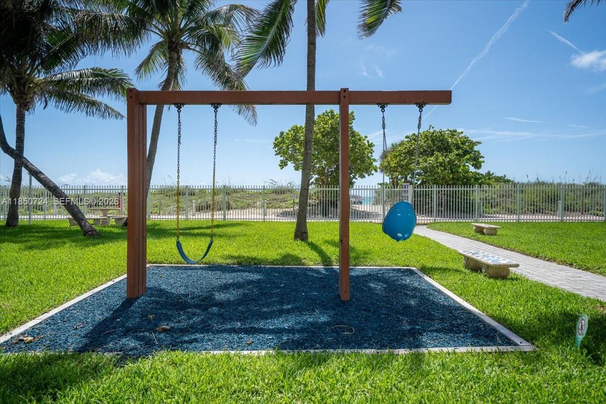 6301 Collins Ave # 2705