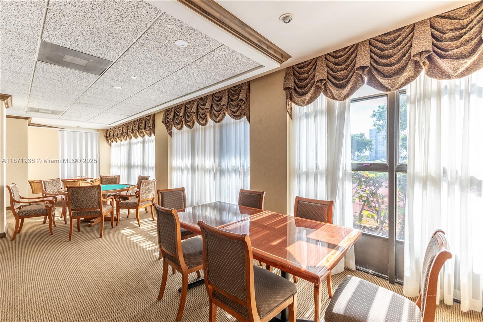 18181 NE 31st Ct # 304