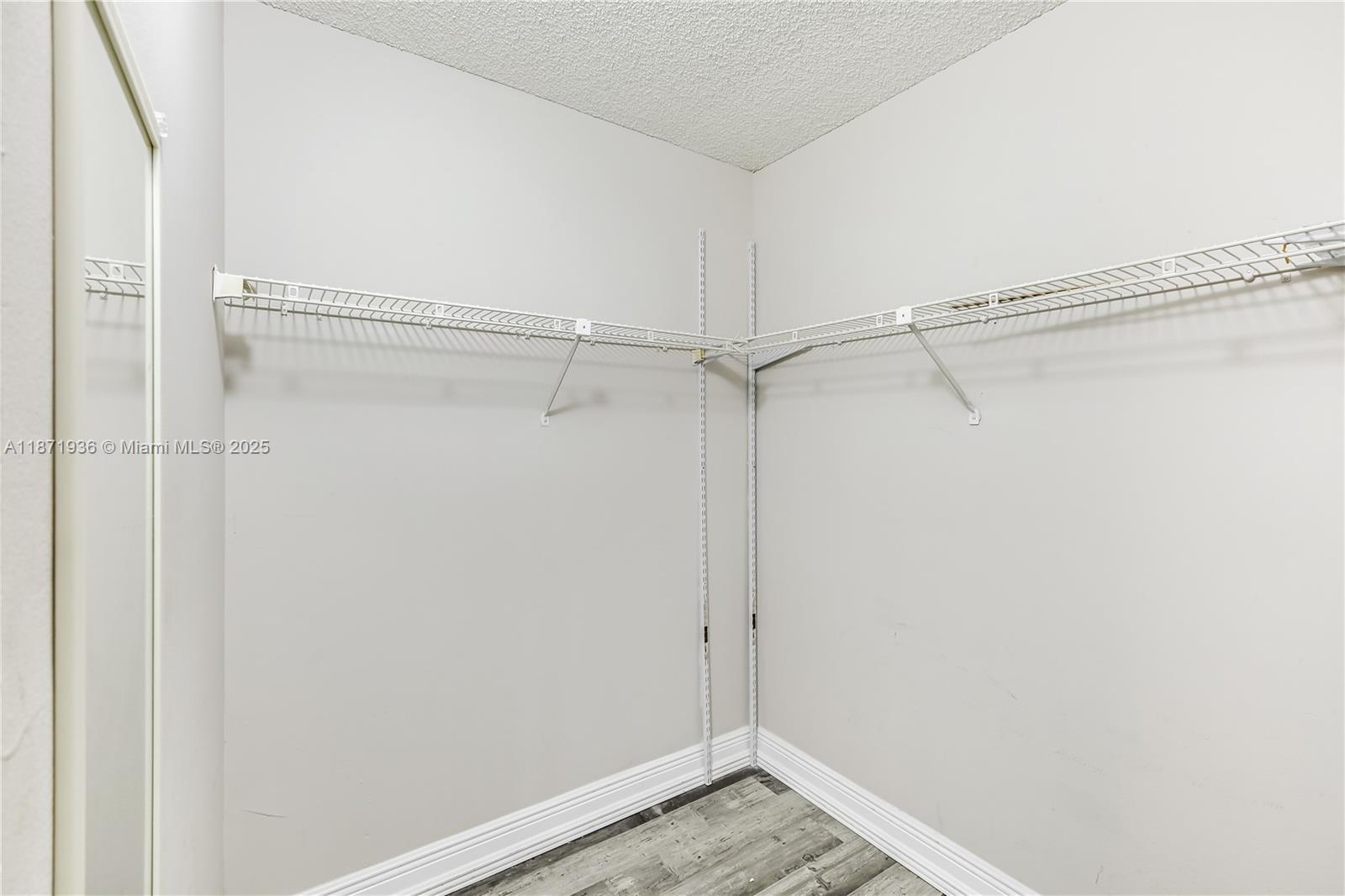 18181 NE 31st Ct # 304