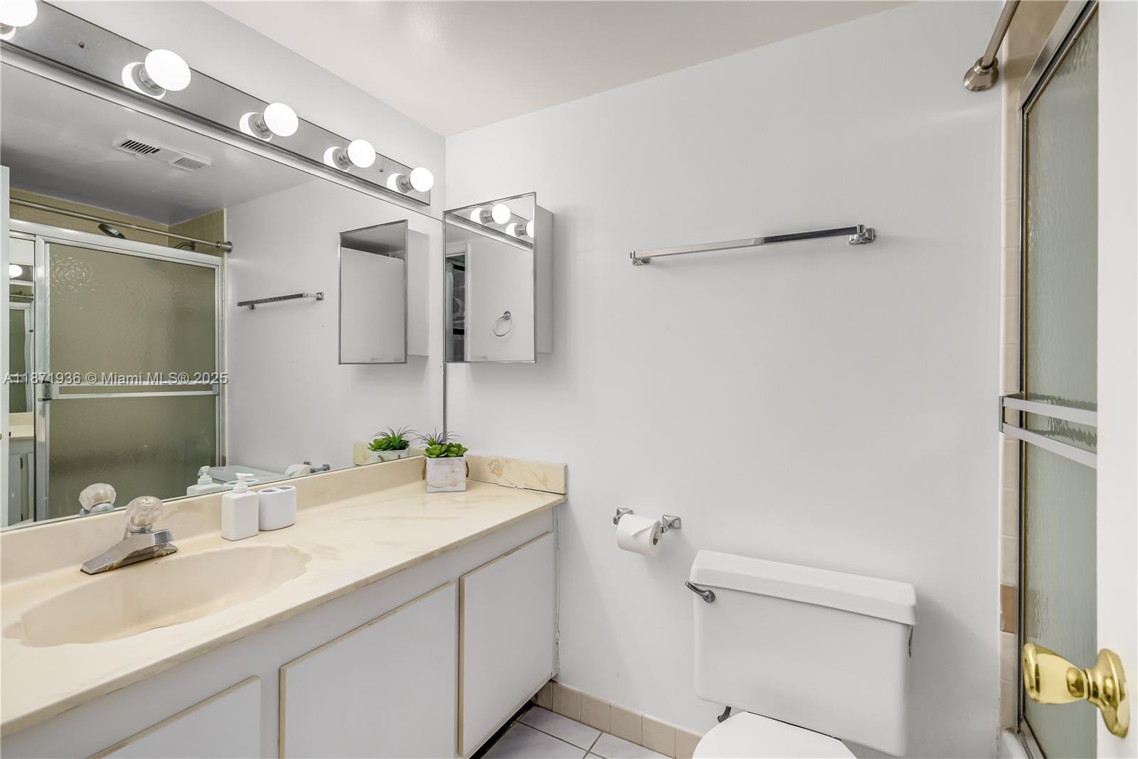 18181 NE 31st Ct # 304