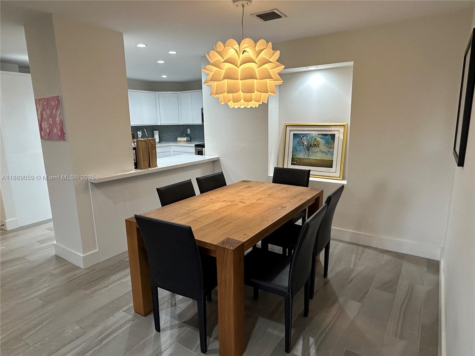 201 Crandon Blvd # 302