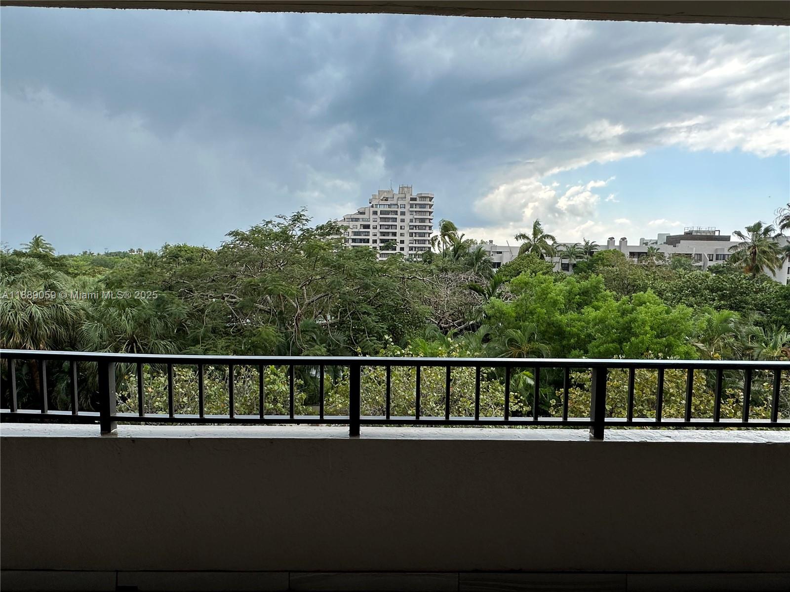 201 Crandon Blvd # 302