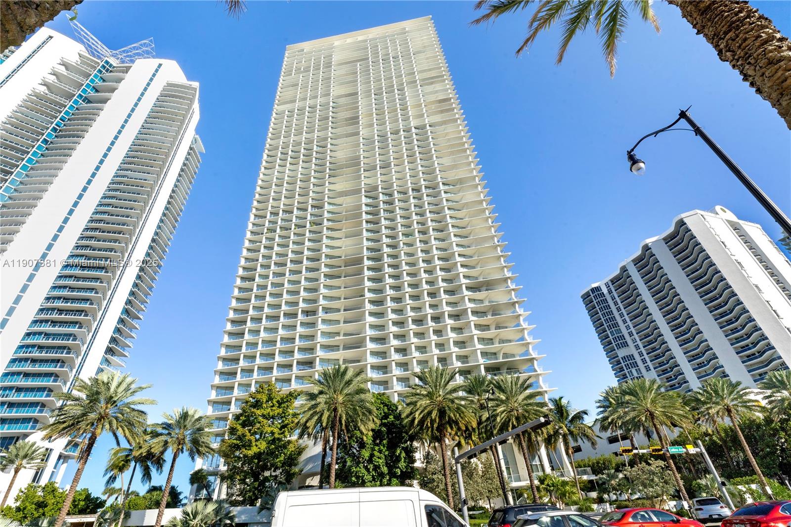 16901 Collins Ave # 3005