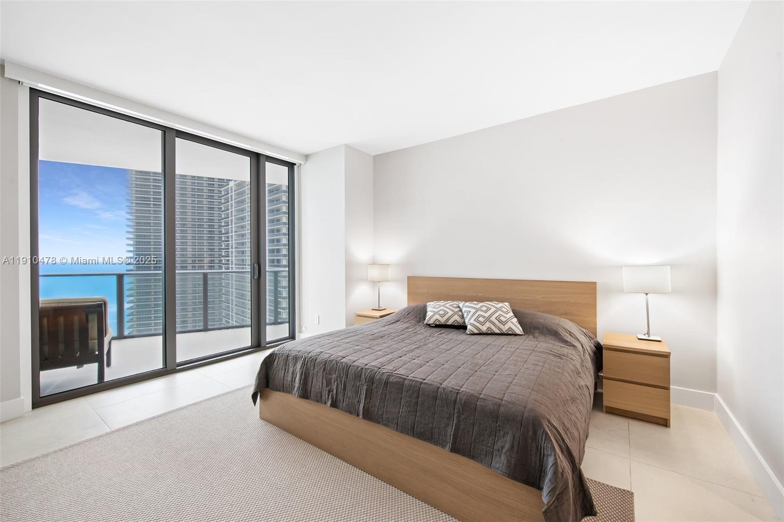 4111 S Ocean Dr # 3001