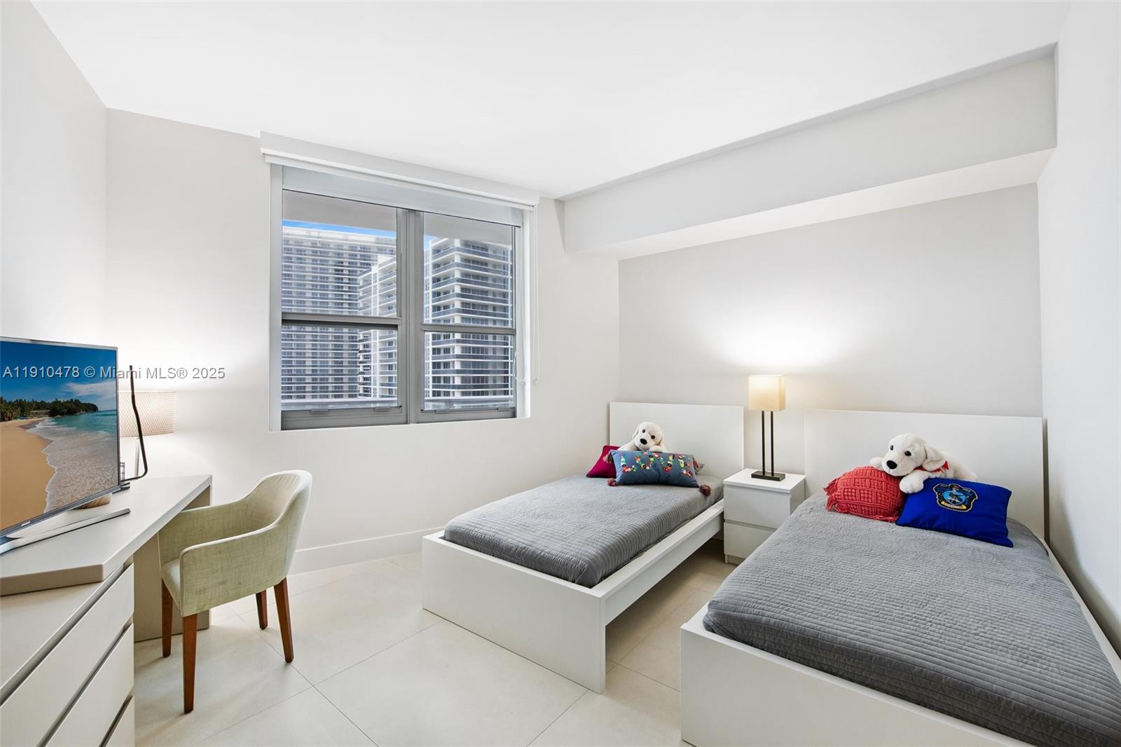 4111 S Ocean Dr # 3001