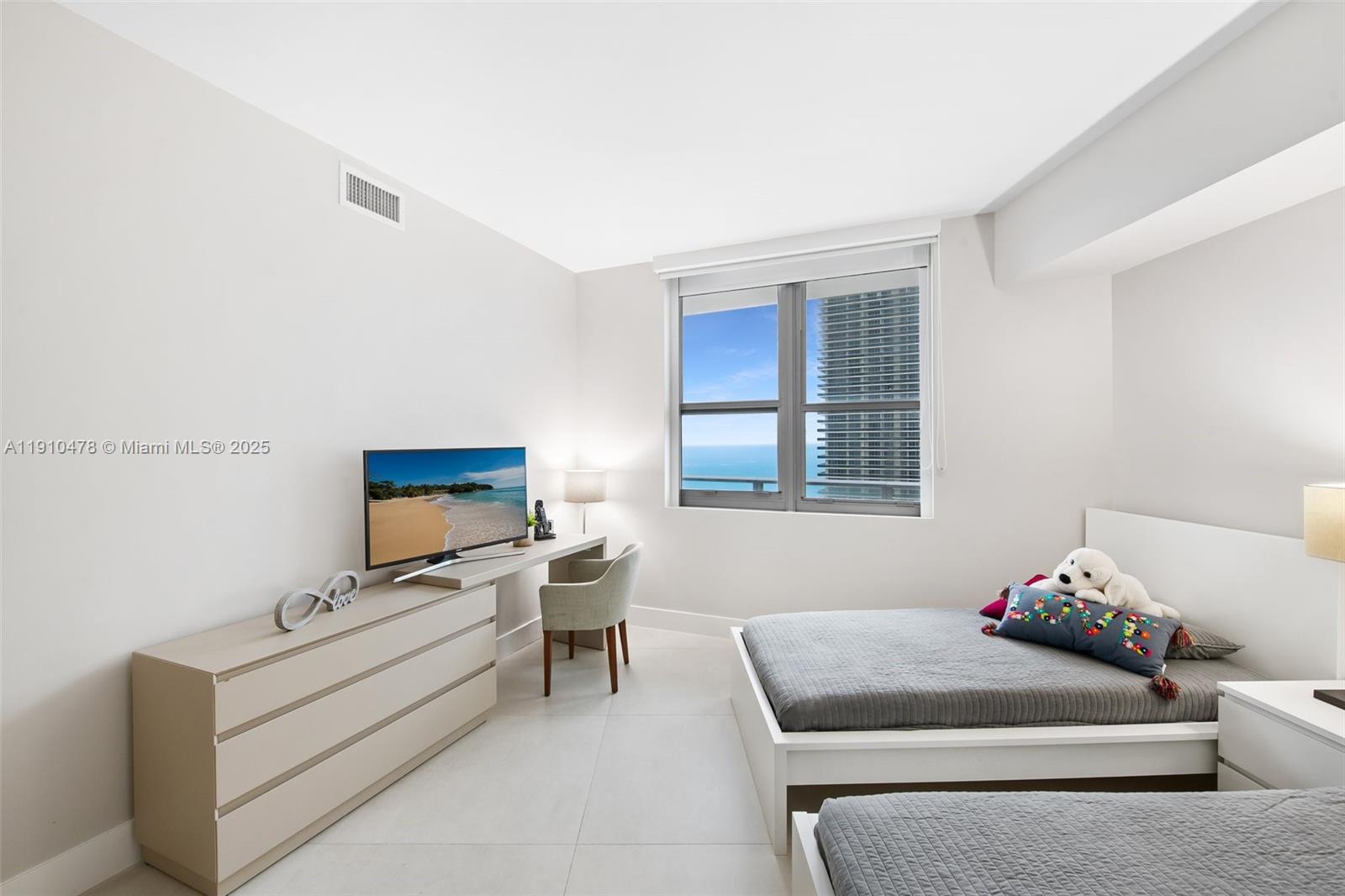 4111 S Ocean Dr # 3001