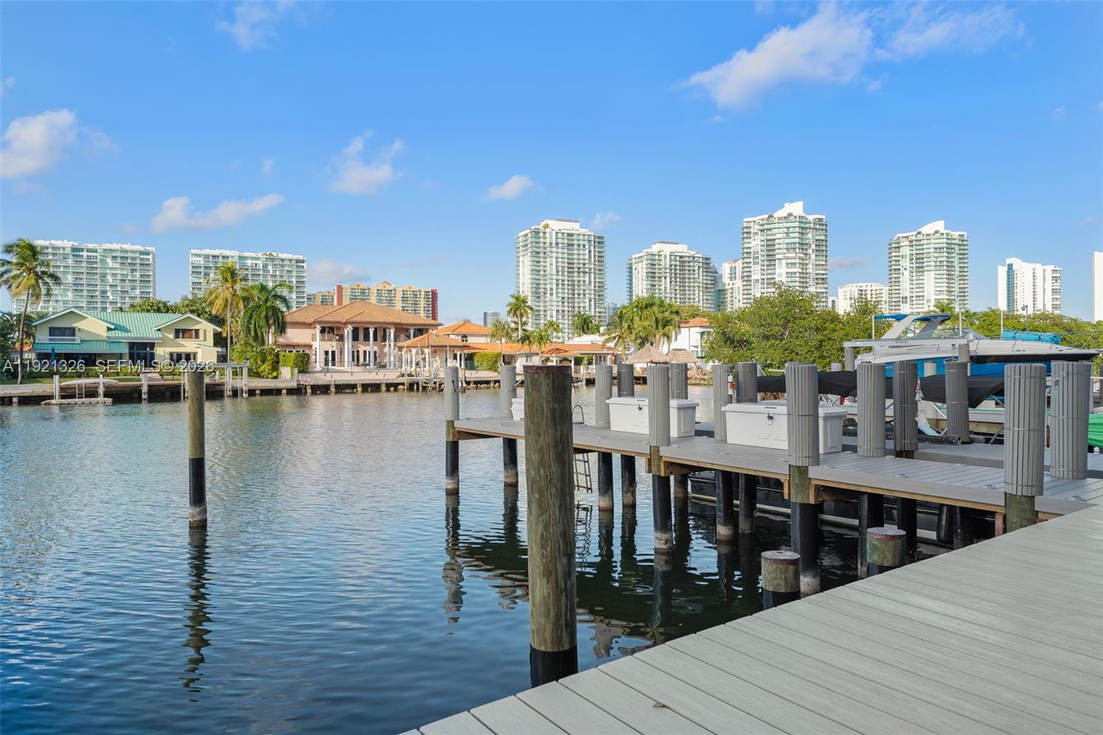 429 Poinciana Dr # 1415