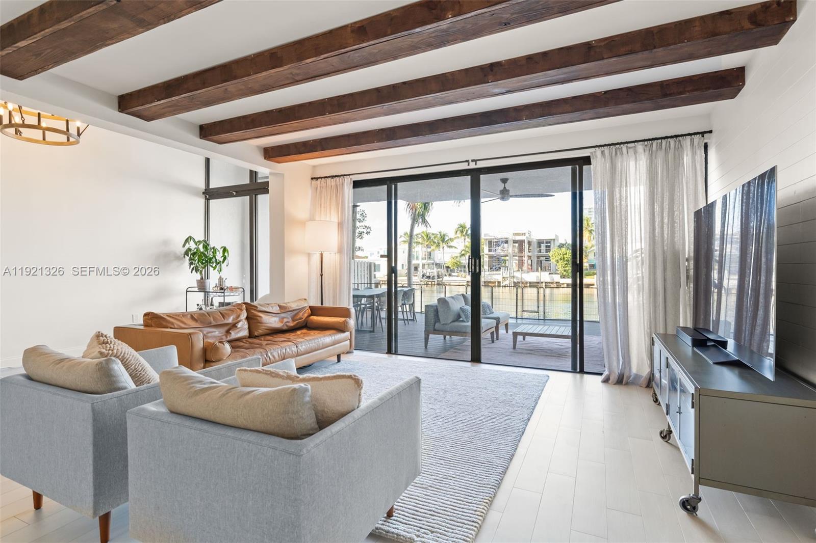 429 Poinciana Dr # 1415