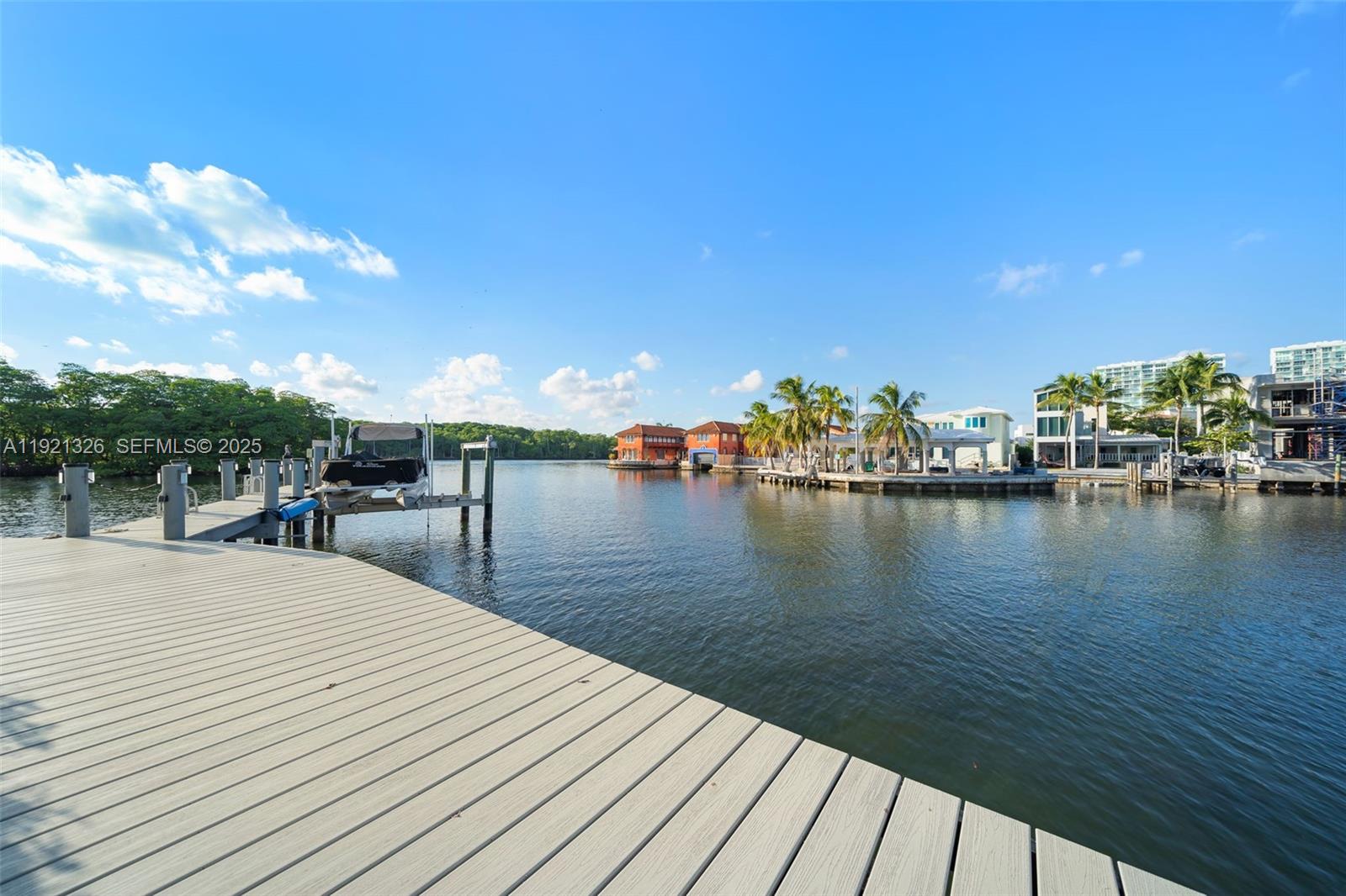 429 Poinciana Dr # 1415