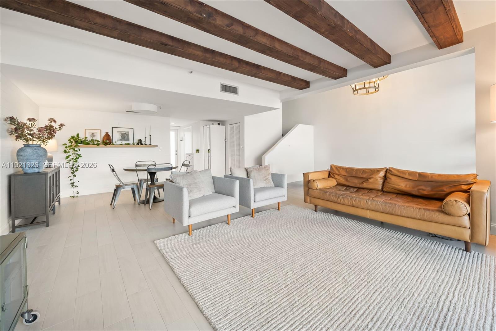 429 Poinciana Dr # 1415