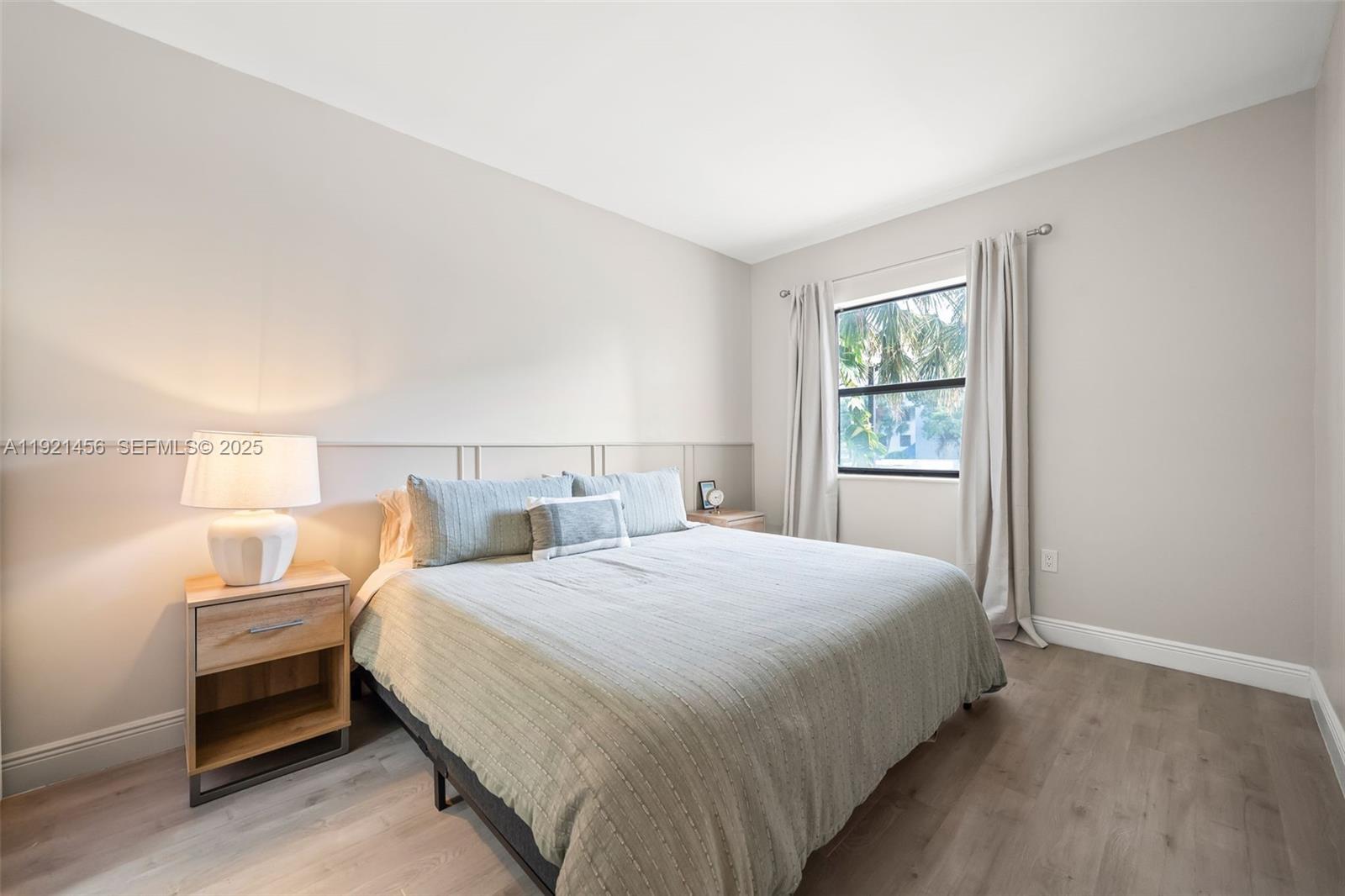 429 Poinciana Dr # 1415