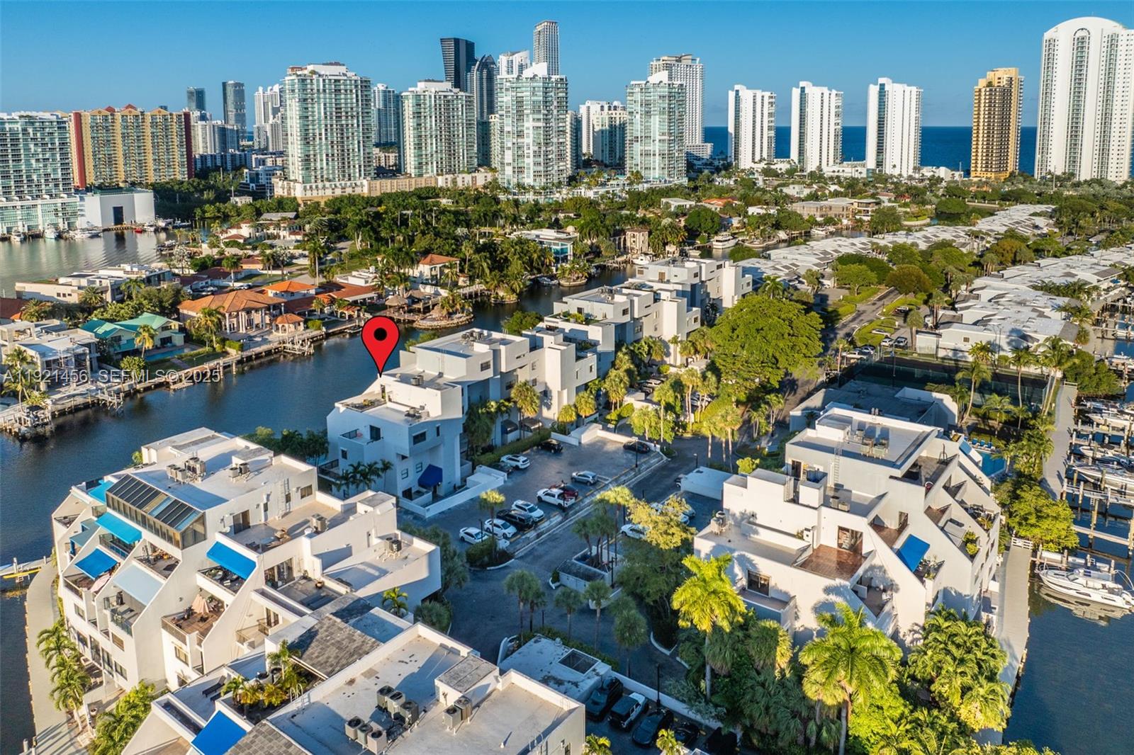 429 Poinciana Dr # 1415