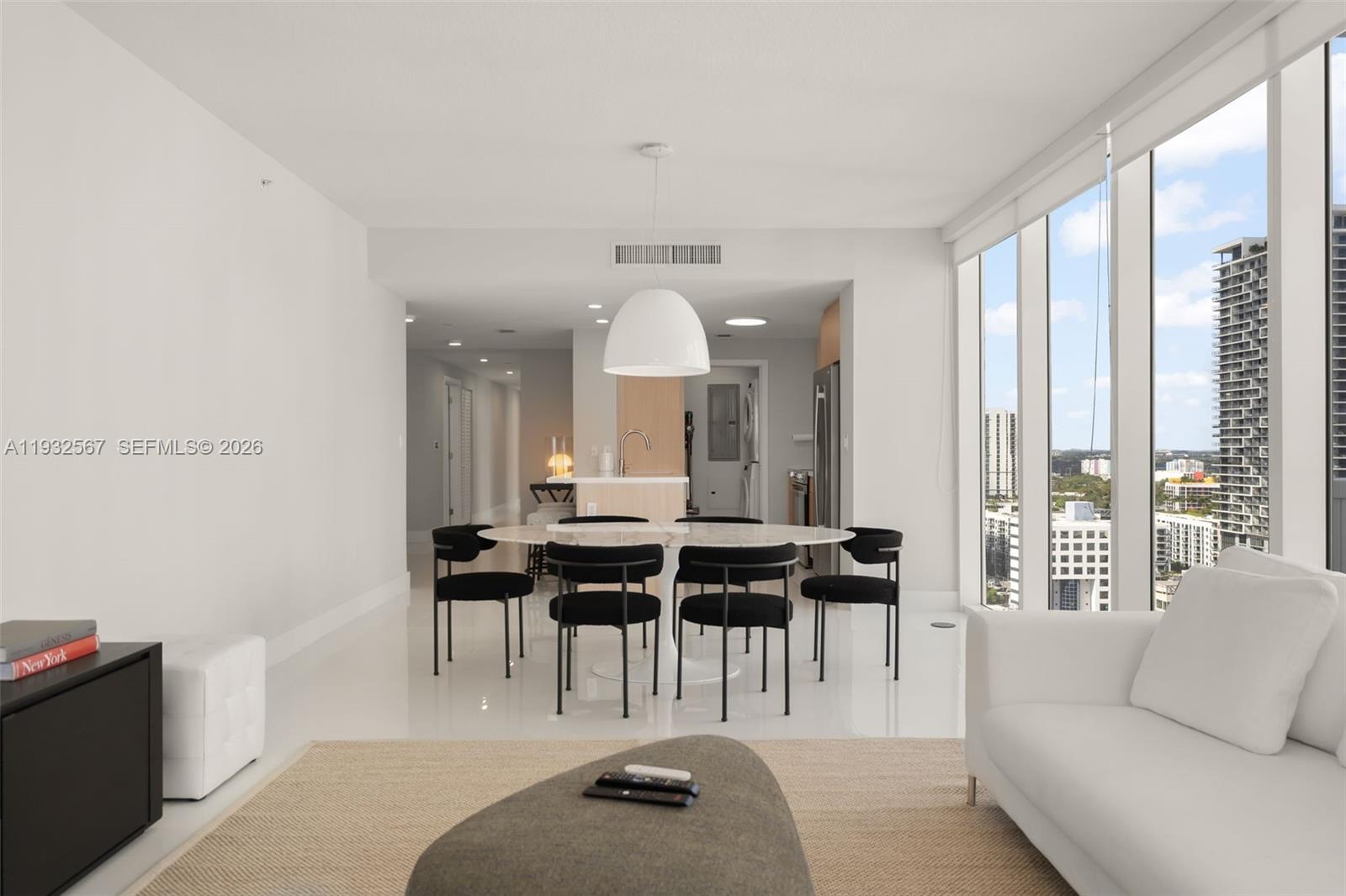 600 NE 27th St # 2401