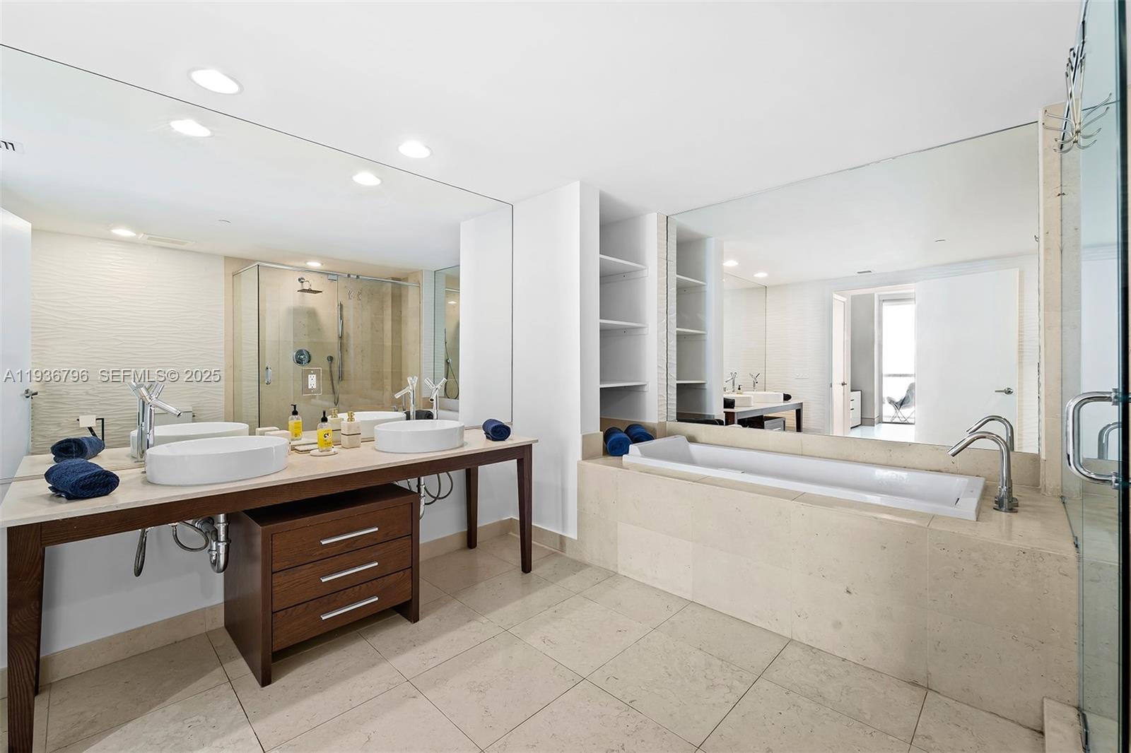 495 N Brickell Ave # 2904